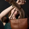 Borsa a tracolla piccola in pelle Jolie