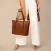 Borsa tote in pelle Carlie