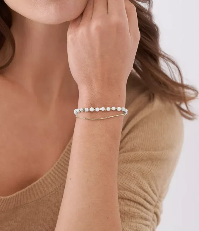 Bracciale con catena in howlite e perline