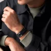 Bracciale Machine in acciaio inossidabile resistente e pelle imbottita nera