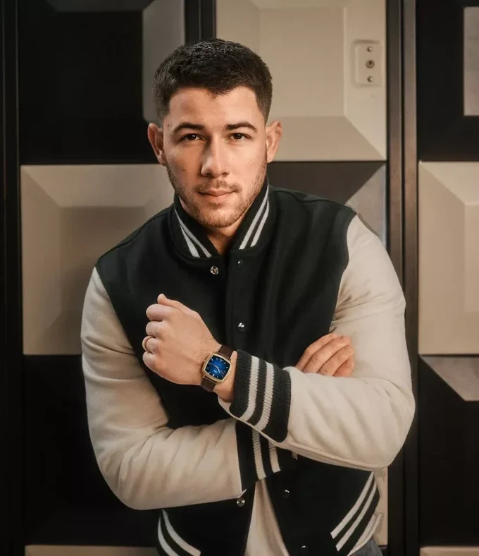 Nick Jonas x Fossil Machine Luxe Blue Vignette Orologio a tre lancette in pelle di coccodrillo marrone