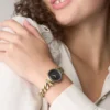 Orologio Carlie a tre lancette in acciaio inossidabile color oro