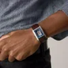 Orologio Carraway automatico in pelle di coccodrillo marrone