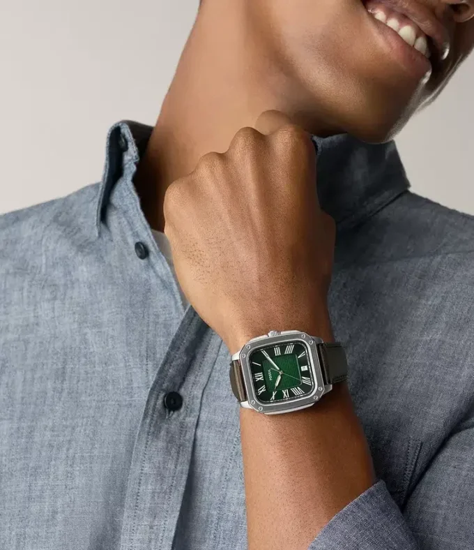 Orologio Crosby a tre lancette con cinturino in pelle marrone