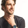 Orologio Everett con tre lancette e datario in pelle marrone