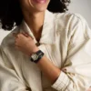 Orologio Harlow a tre lancette con cinturino in pelle nera