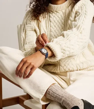 Orologio Harlow a tre lancette in pelle di coccodrillo blu navy