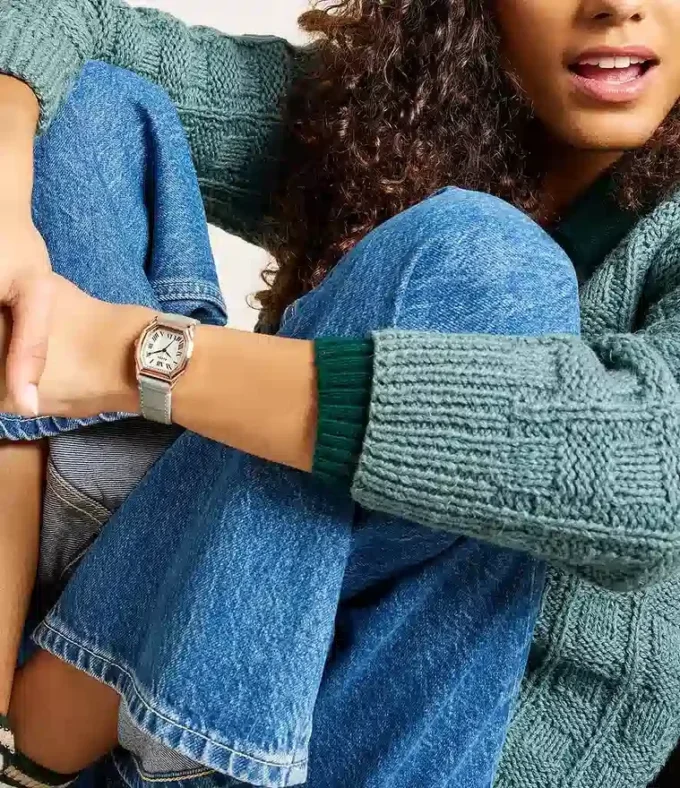 Orologio Harlow a tre lancette in pelle di coccodrillo grigia